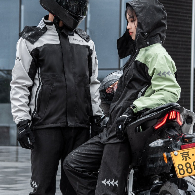 ชุดกันฝนสำหรับมอเตอร์ไซค์ Oxfo - Cycling Rain Jacket Commute บทวิจารณ์และราคา
